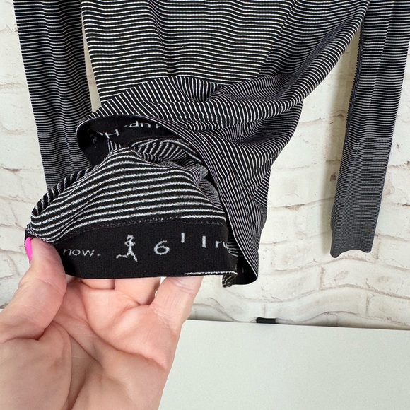 Lululemon Swiftly Tech Long Sleeve Crew Tempo Stripe Black White Sz 6 - Picture 5 of 5